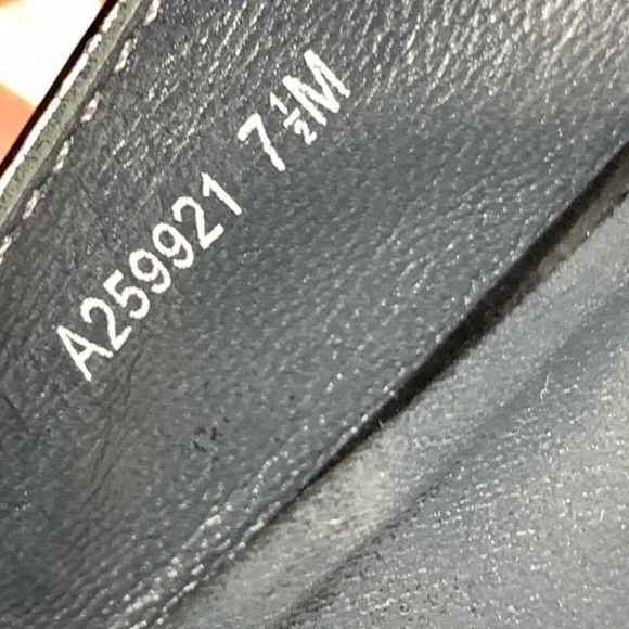 Stuart Weitzman Peep Toe Slingback Flatform two tone patent leather black 7.5 - Picture 9 of 13